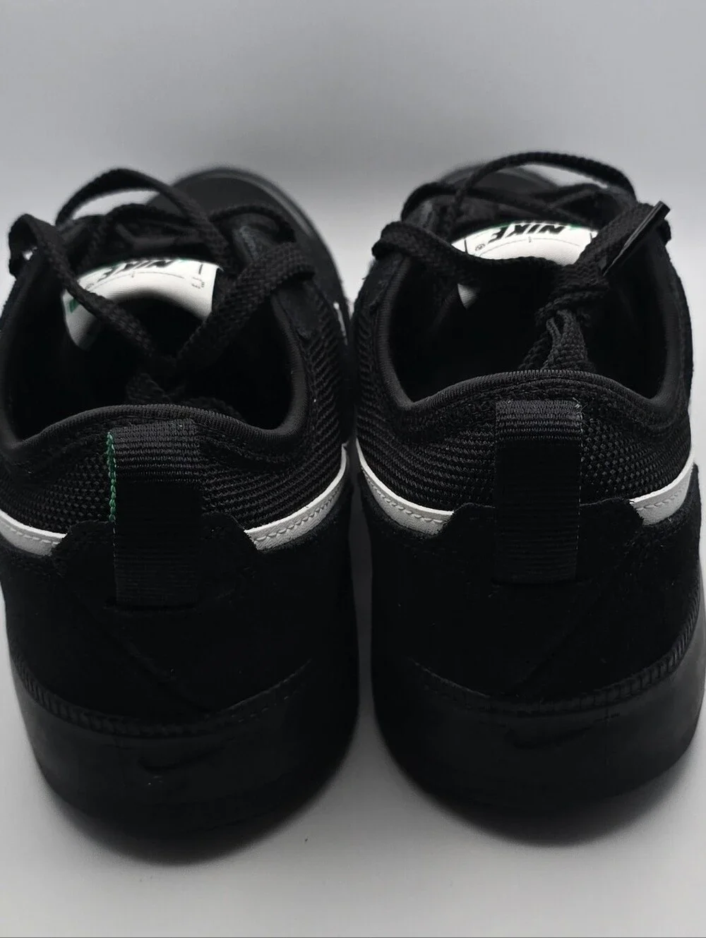Nike City Black/White Low-Top Sneaker